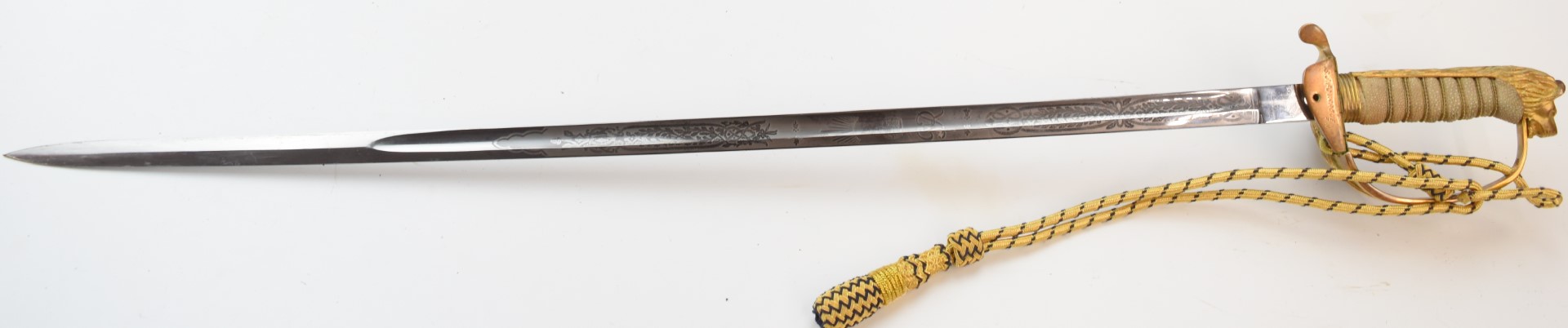 Royal Navy officer's 1827 pattern dress sword with folding guard, lion head pommel, 80cm etched - Image 4 of 10