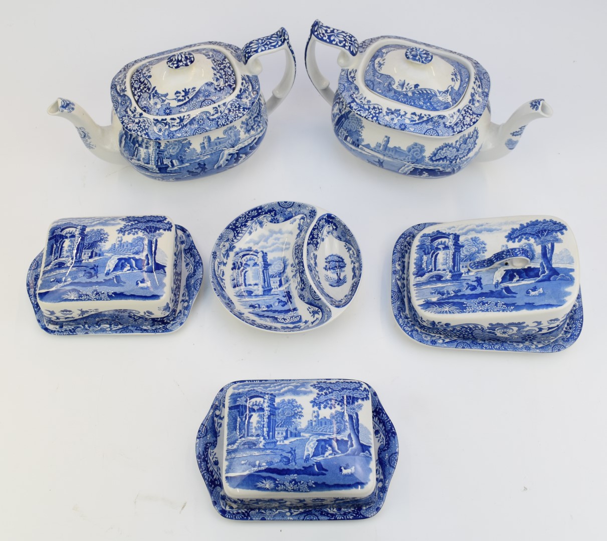 Approximately eighty pieces of Spode Italian dinner, tea and decorative ware including large - Image 3 of 10