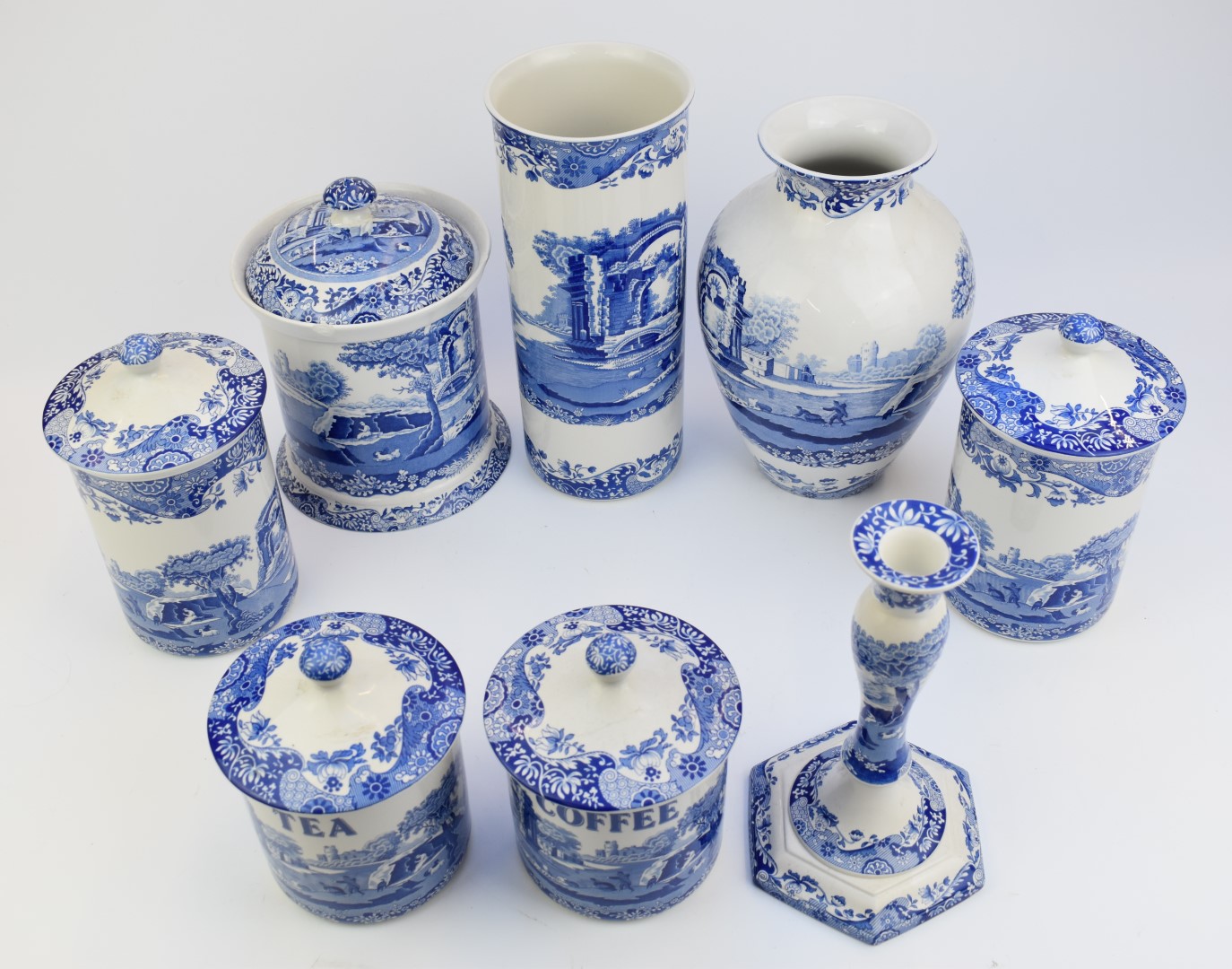 Approximately eighty pieces of Spode Italian dinner, tea and decorative ware including large - Image 7 of 10