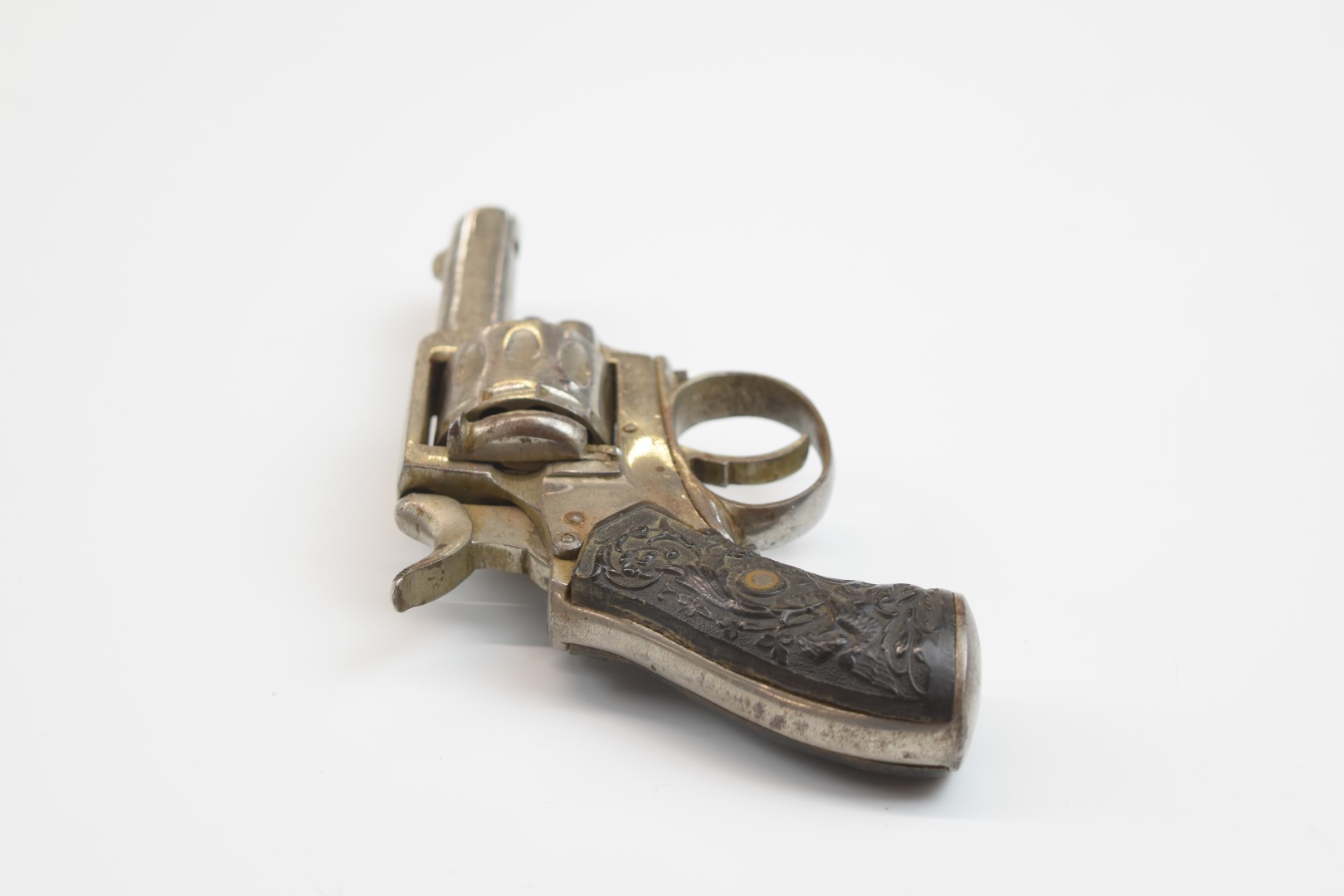 Unnamed ten-shot double action blank firing revolver or starting pistol with relief scenes of - Image 5 of 20