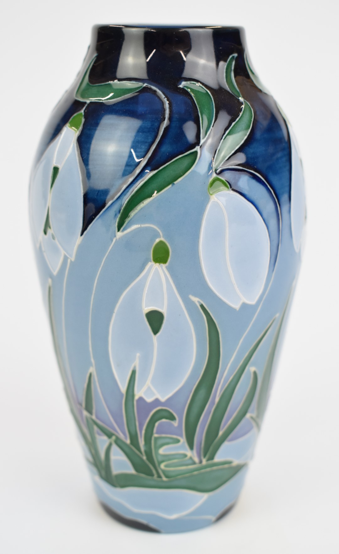 Moorcroft vase decorated with snowdrops, height 14cm - Image 2 of 4