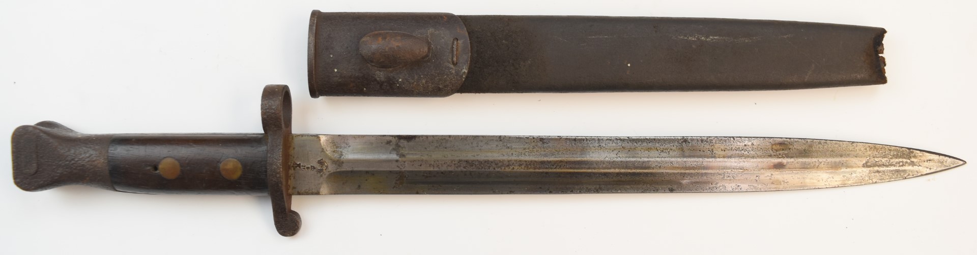 British 1888 pattern bayonet with good stamps to ricasso, 30cm double edged blade and part