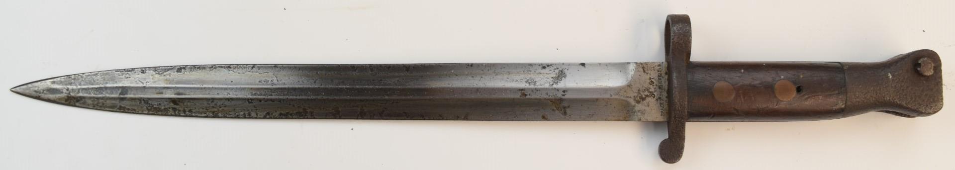 British 1888 pattern bayonet with good stamps to ricasso, 30cm double edged blade and part - Image 3 of 9