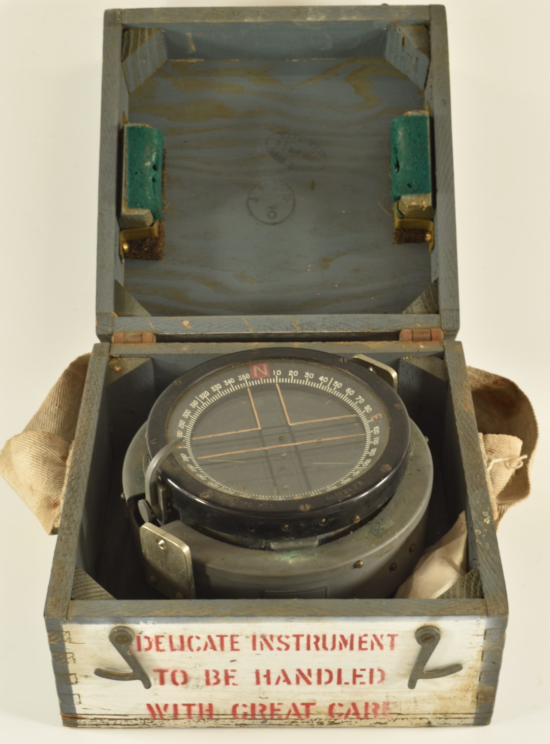 WW2 compass type P11 No.11242, AM under crown to cartouche and ink stamped 23rd March 1944 to case