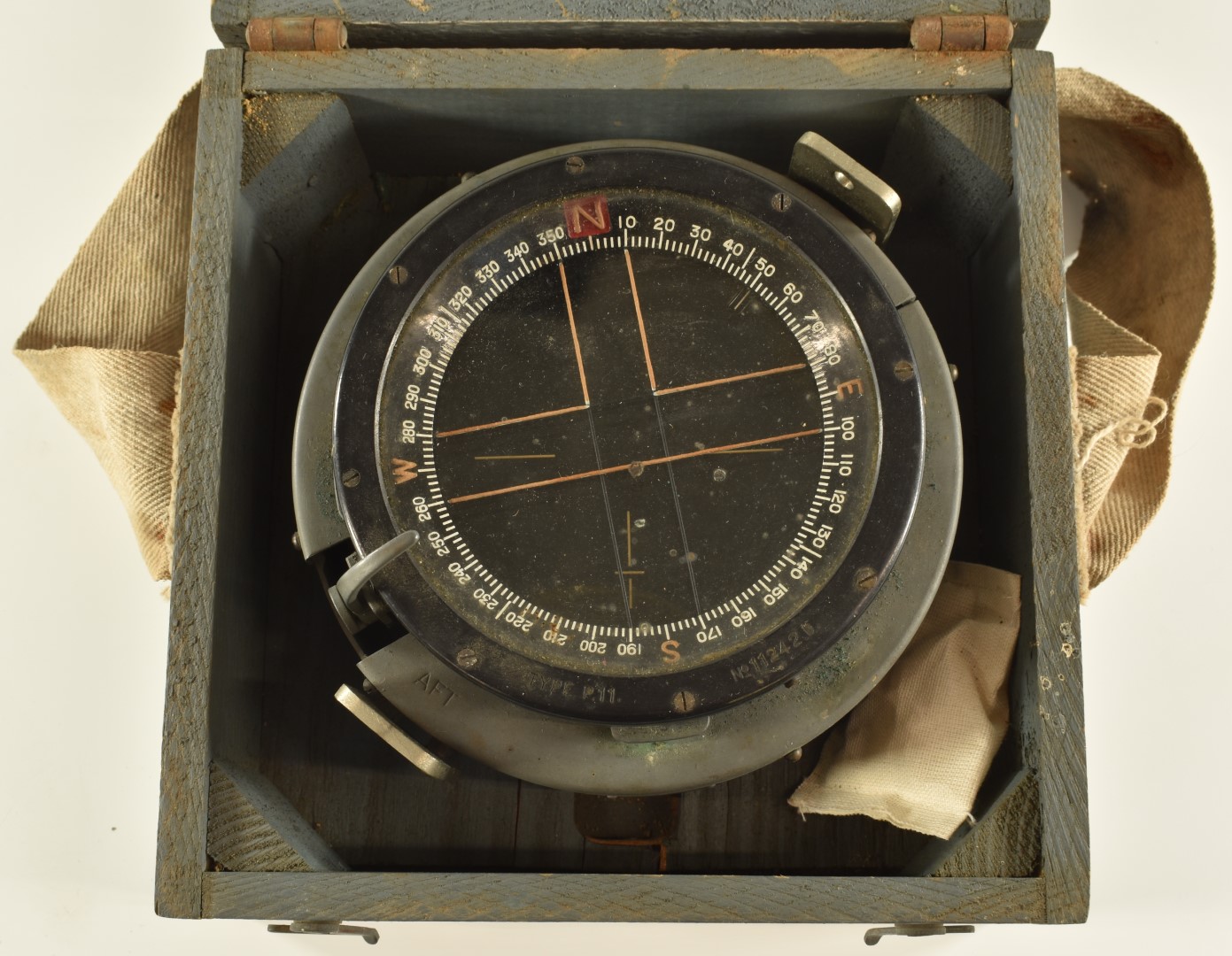 WW2 compass type P11 No.11242, AM under crown to cartouche and ink stamped 23rd March 1944 to case - Image 3 of 5