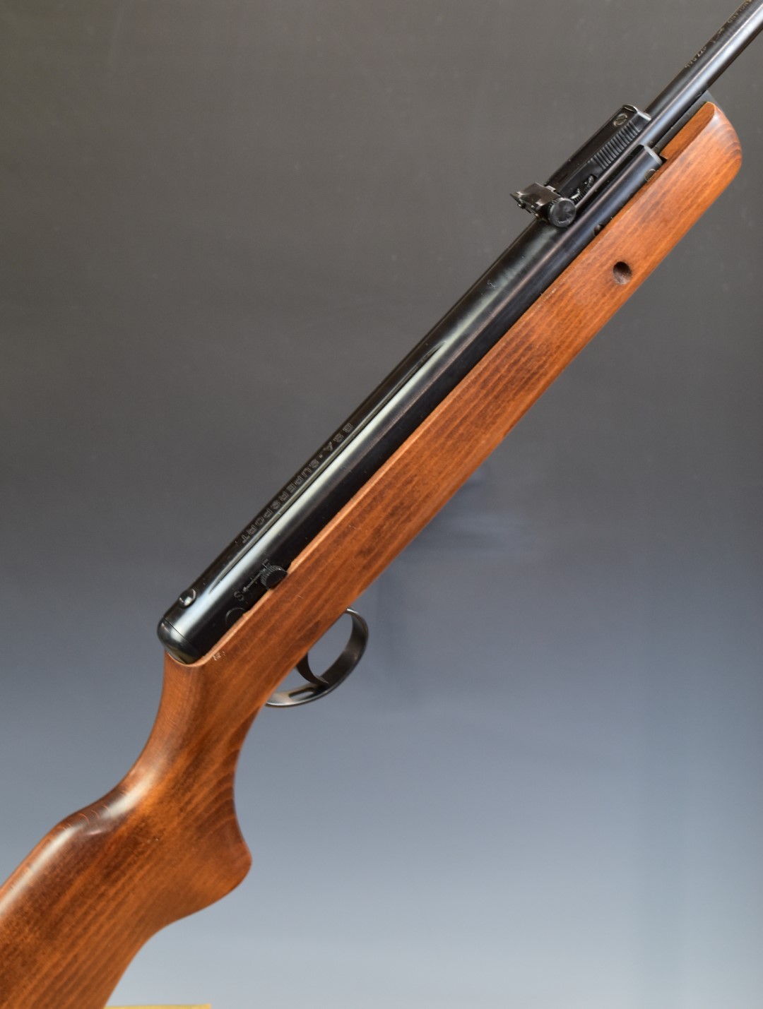 BSA Supersport .177 FAC air rifle with semi-pistol grip and adjustable sights, serial number
