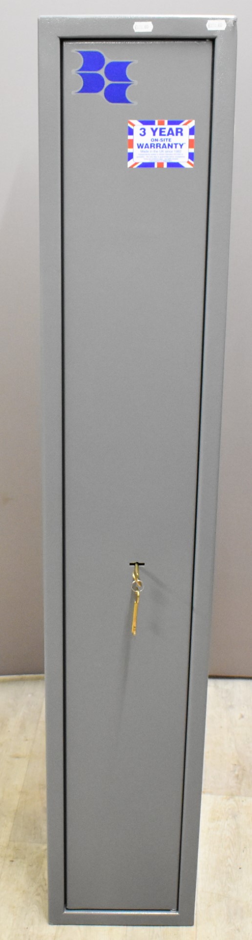 Brattonsound Engineering metal gun safe or cabinet with internal ammunition section, with keys and