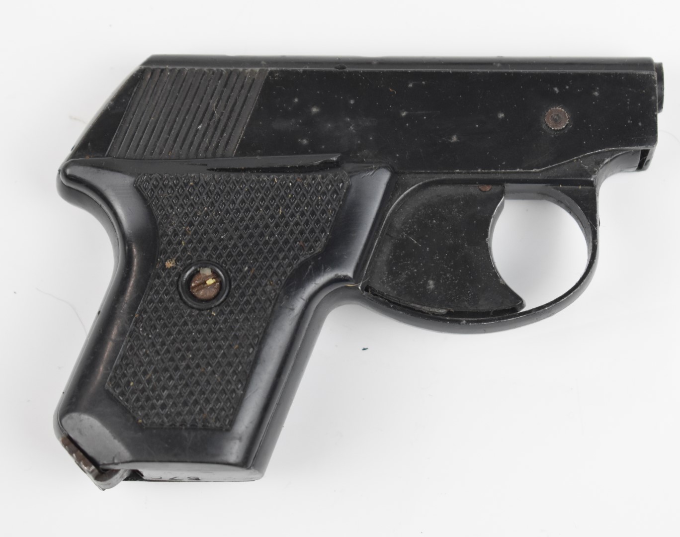 Eight replica or blank firing pistols and revolvers including Luger, StripMatic etc. - Image 6 of 9