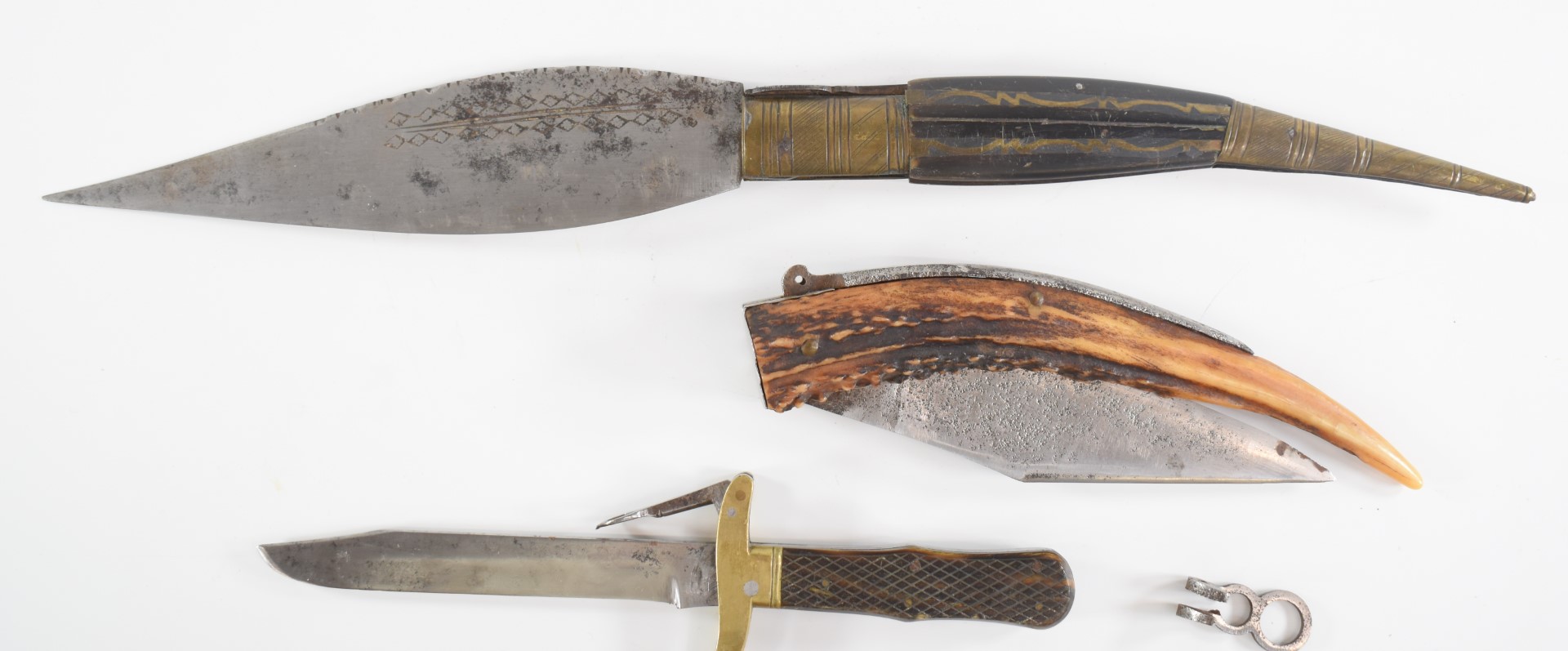 Seven various folding knives including two Middle Eastern examples and a cased set of three with - Image 3 of 8