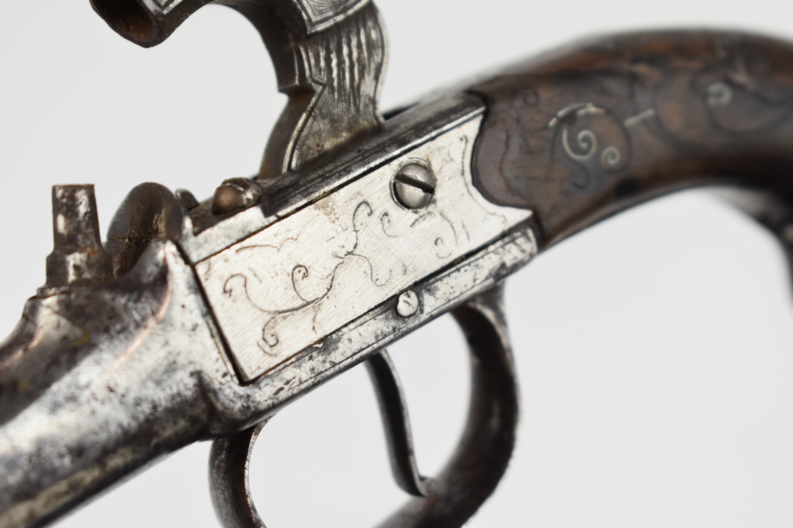 Queen Anne percussion hammer action pocket pistol with engraved lock and hammer, wire inlaid - Image 10 of 11