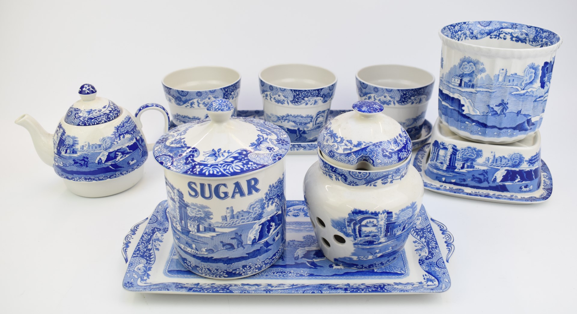 Approximately eighty pieces of Spode Italian dinner, tea and decorative ware including large - Image 8 of 10