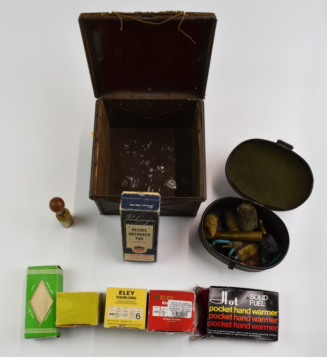 Seventy-five .410 shotgun cartridges, all in original boxes, together with a cleaning kit, - Image 4 of 4