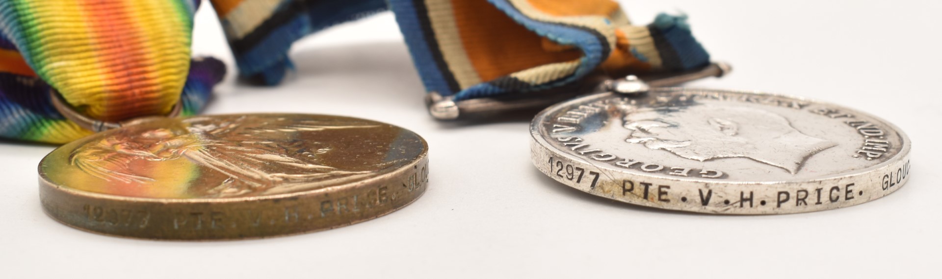British Army WW1 medal trio comprising 1914-1915 Star, War Medal and Victory Medal named to 12977 - Image 3 of 4