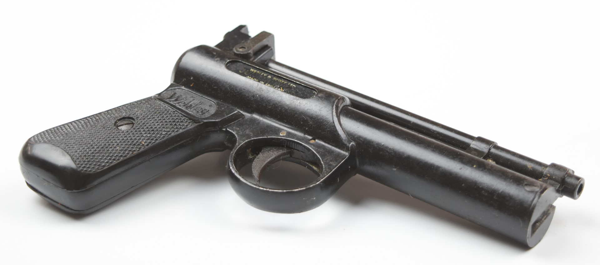 Webley Junior Mk. II .177 air pistol with named and chequered grips and adjustable sights, serial - Image 5 of 12