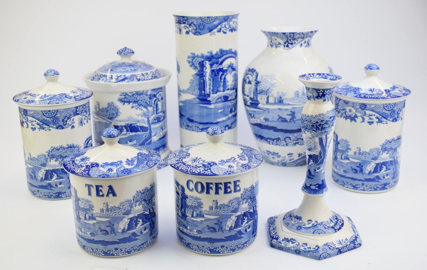 Approximately eighty pieces of Spode Italian dinner, tea and decorative ware including large - Image 6 of 10