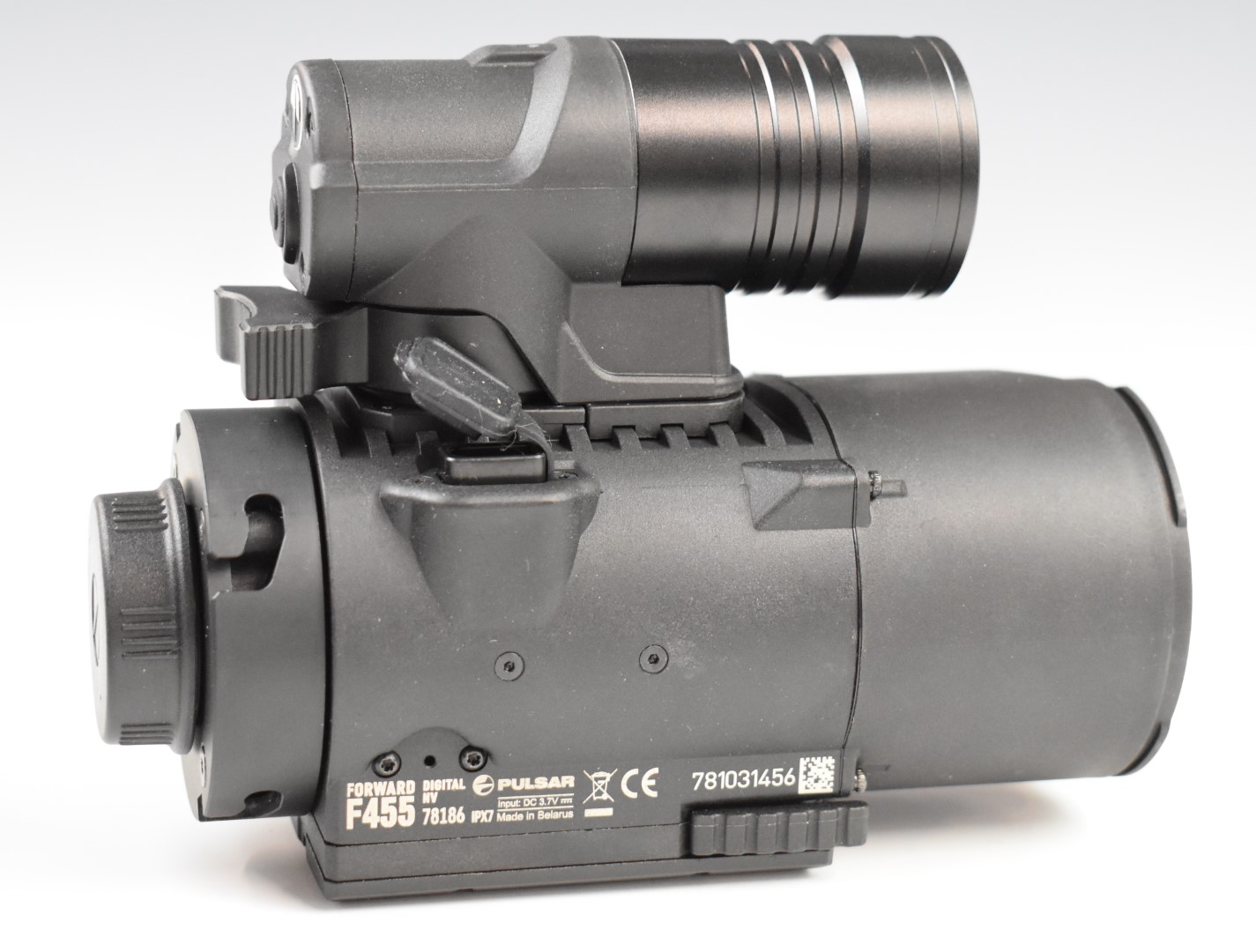 Pulsar Forward F455 digital night vision attachment to suit air rifle or similar scope, in - Image 5 of 10