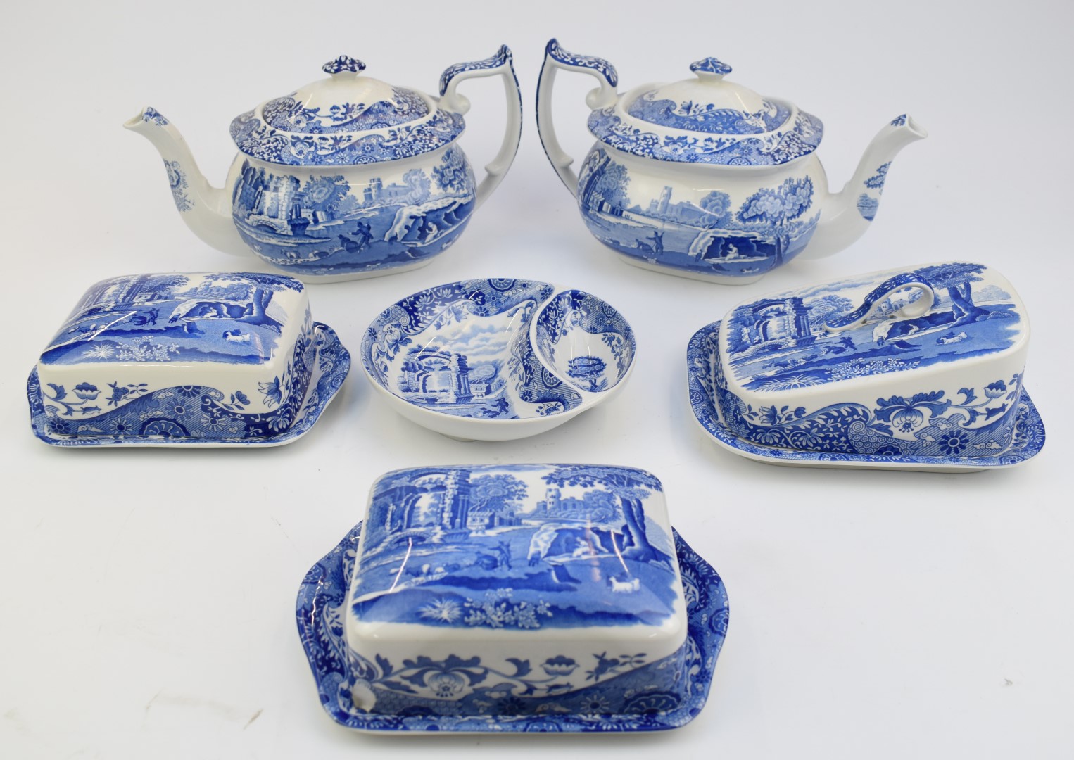 Approximately eighty pieces of Spode Italian dinner, tea and decorative ware including large - Image 2 of 10