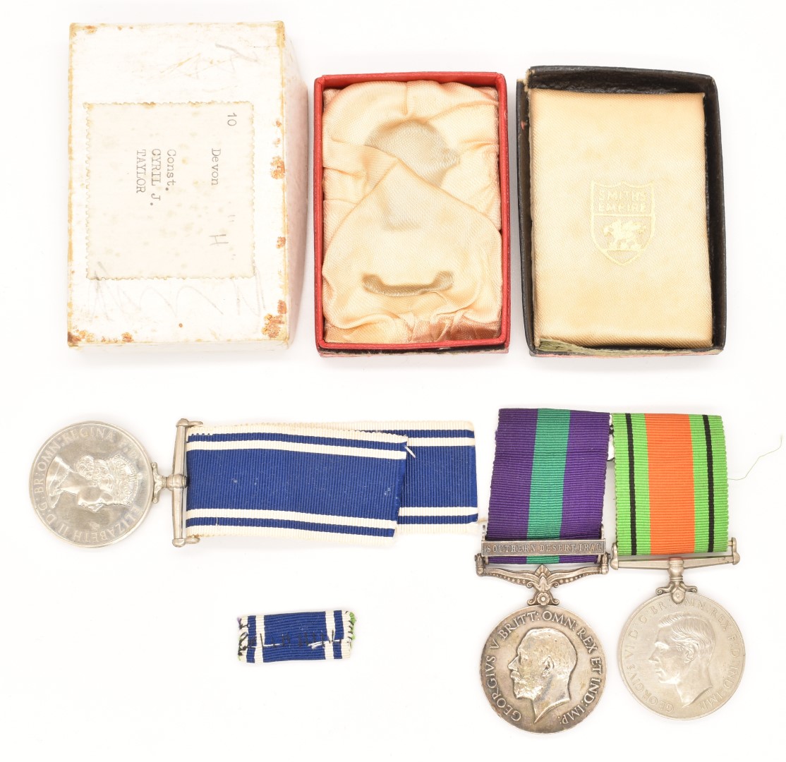 Royal Air Force King George V General Service Medal with clasp for Southern Desert Iraq, named to - Image 5 of 5