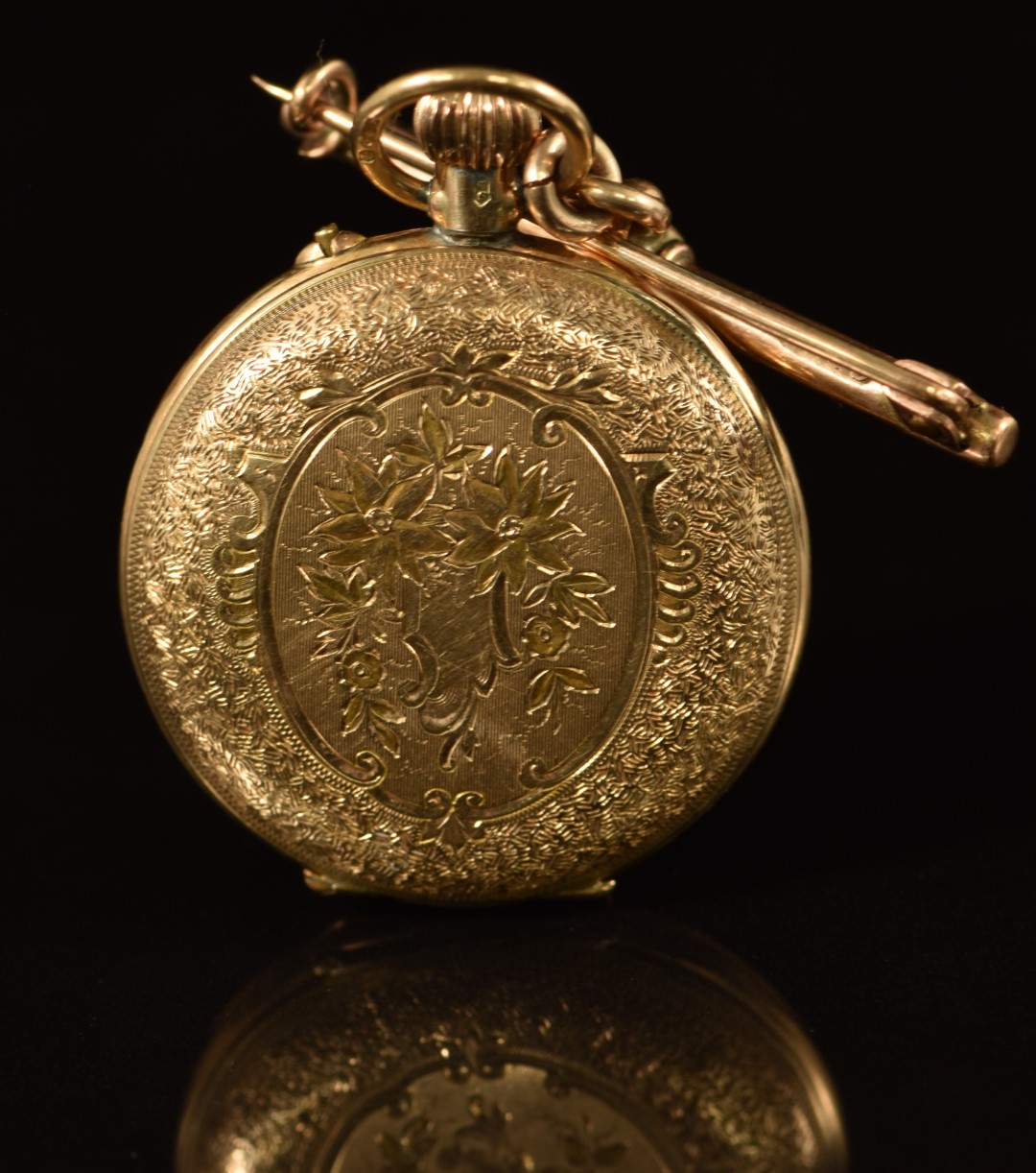 Unnamed 14ct gold keyless winding open faced pocket watch and bar ...