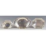 Three American Birks silver dishes, one raised on four ball feet, length of longest 14.5cm, weight