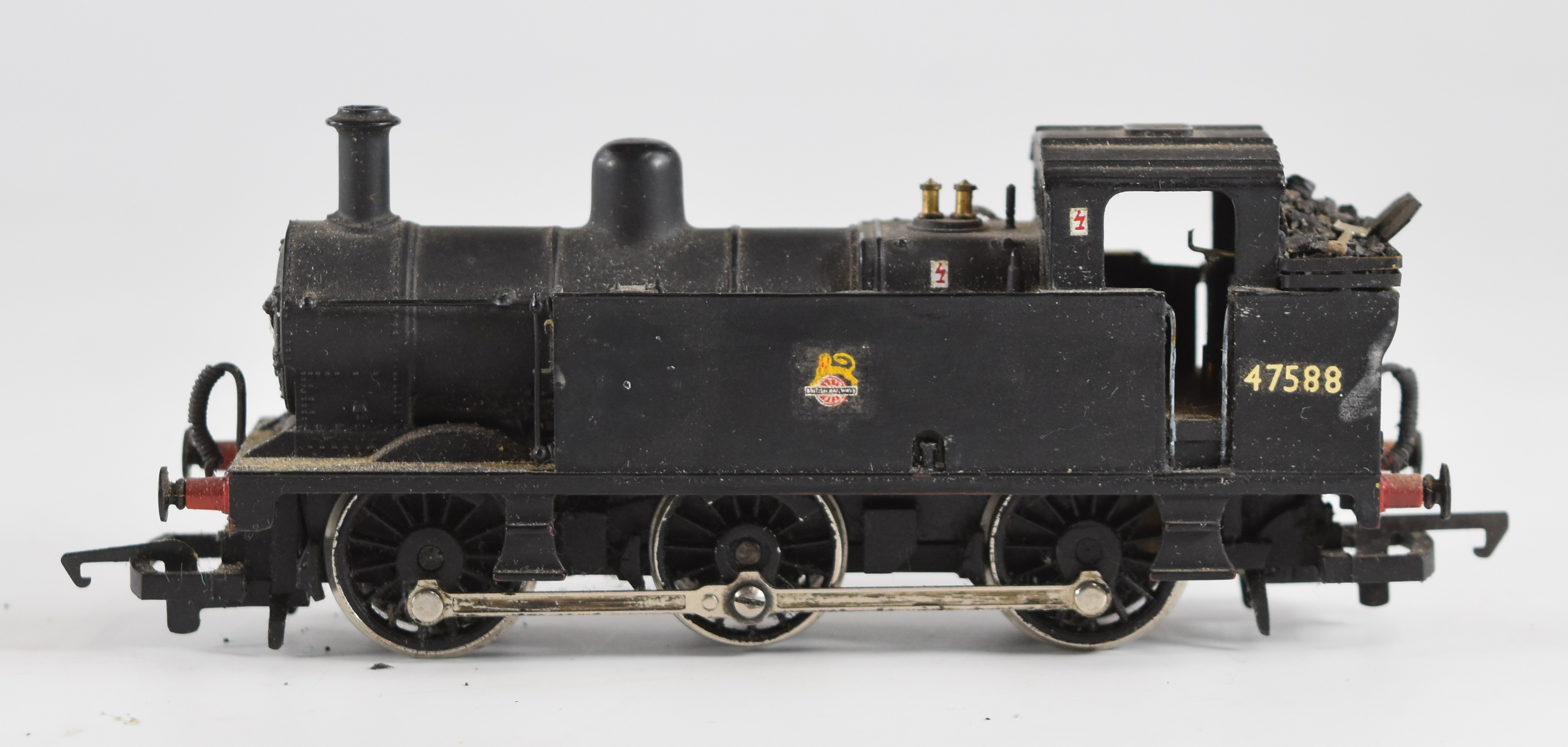 Five 00 gauge model railway steam locomotives comprising Bachmann Dapol 0-4-0 saddle tank, white - Image 6 of 7