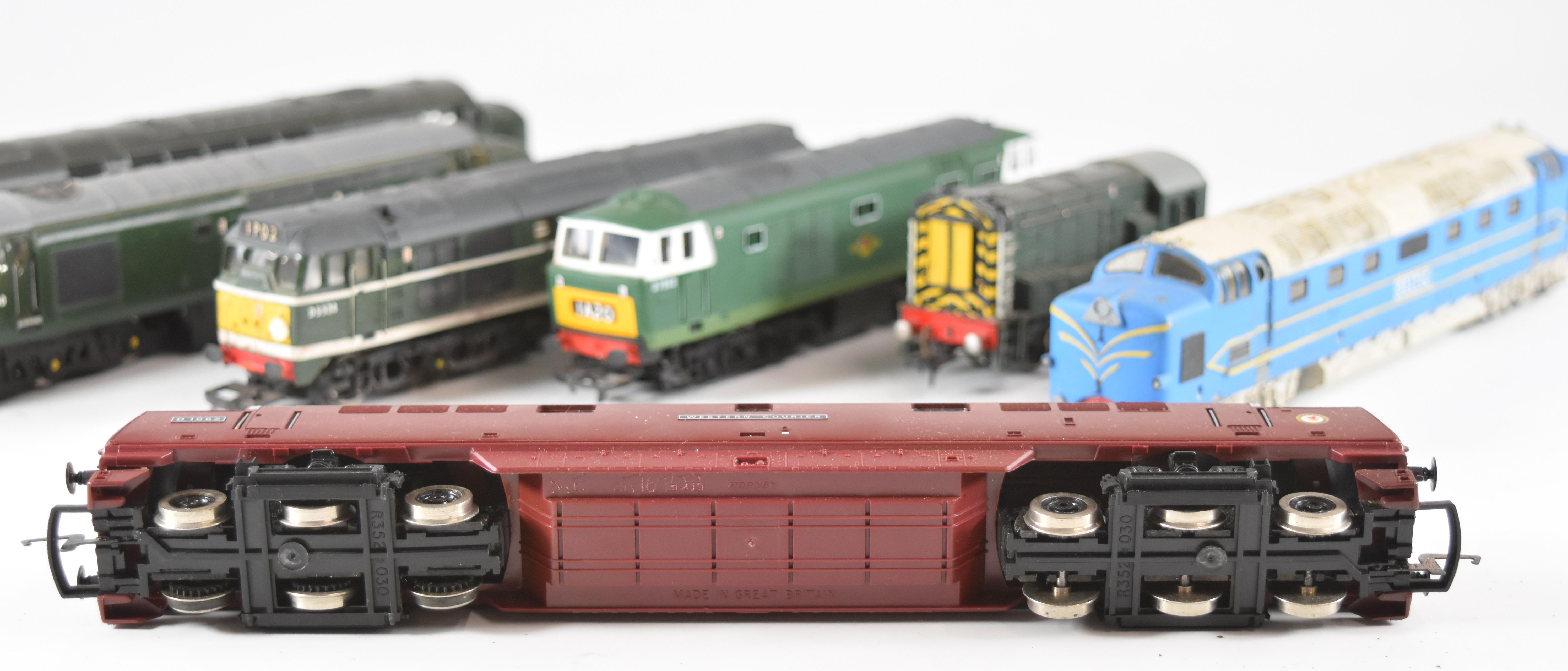 Seven 00 gauge model railway diesel locomotives comprising Hornby Western, Lima Deltic, Jouef - Image 3 of 8