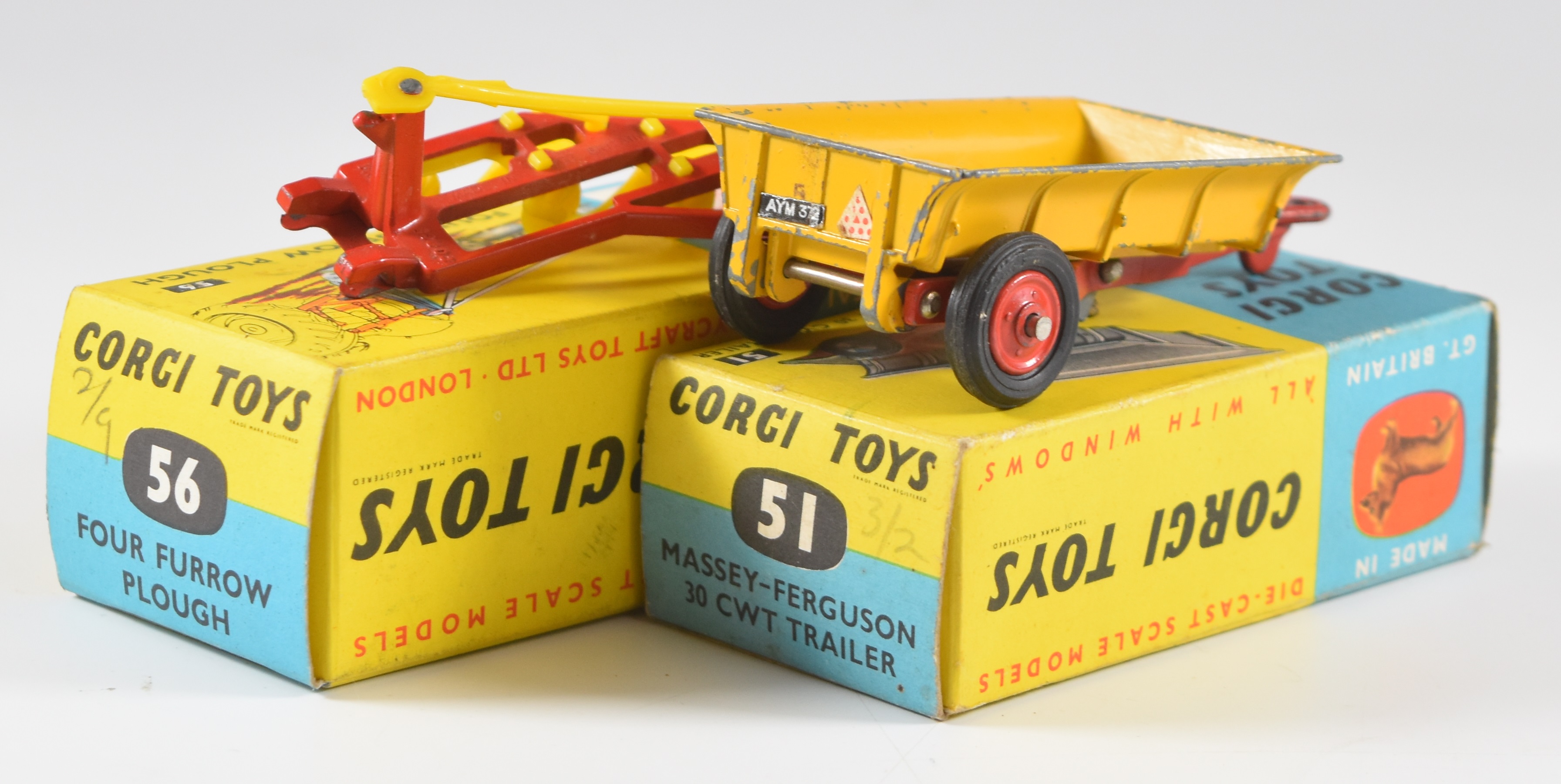 A collection of diecast model farming vehicles to include Corgi Toys Fordson 'Power Major' with - Image 3 of 7