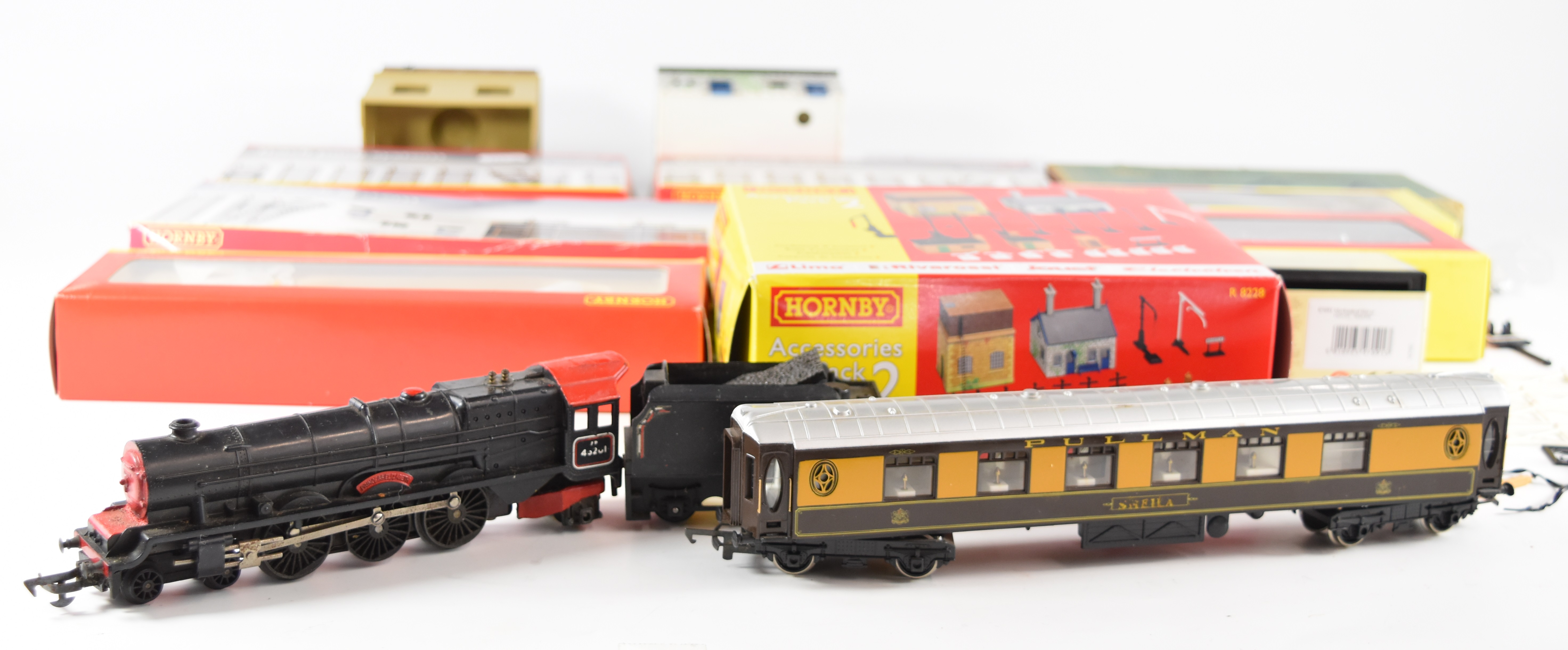 Hornby and other 00 gauge items to include Tri-ang Princess Elizabeth steam locomotive, 3 boxed - Image 3 of 7