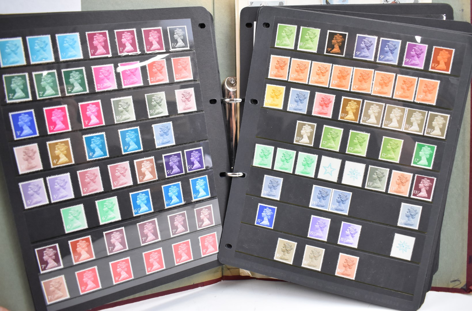 Mint and used GB stamp collection from 1840 1d black (on piece) to decimal modern Queen Elizabeth II - Image 28 of 31