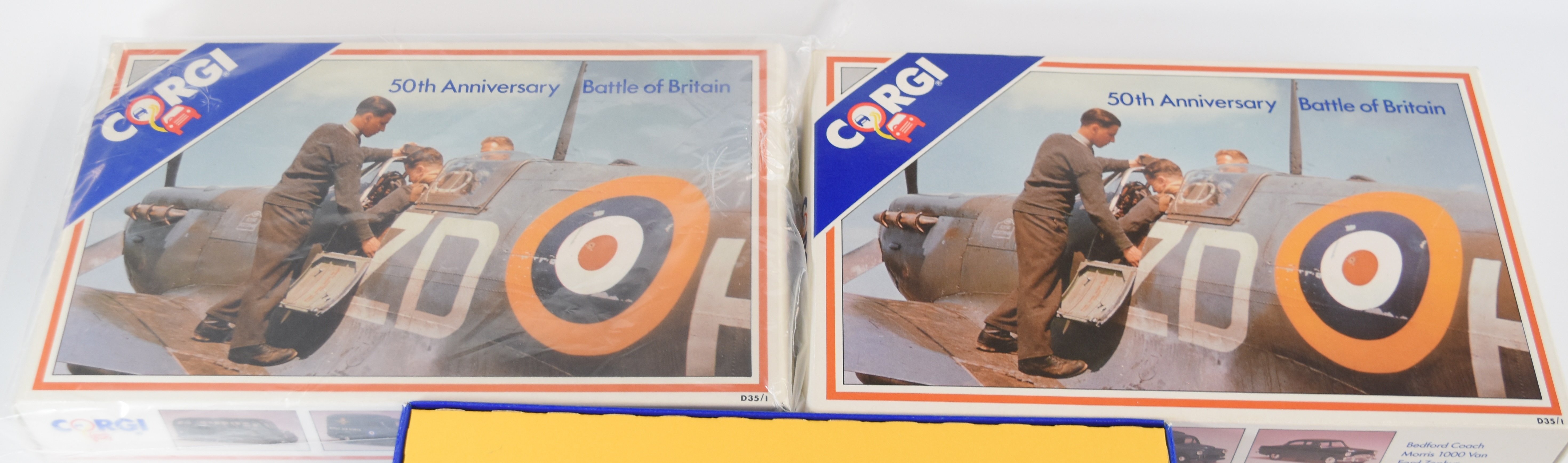 A collection of Corgi, Dinky and similar diecast model vehicles to include 50th Anniversary Battle - Image 6 of 6