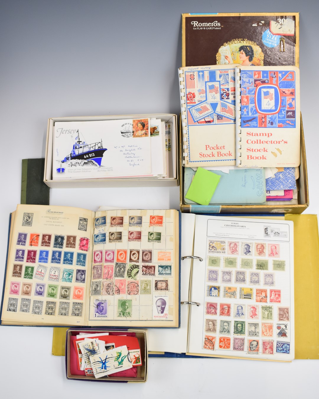 A large GB, Commonwealth and world stamp collection in albums, stockbooks and folders including mint - Image 4 of 7