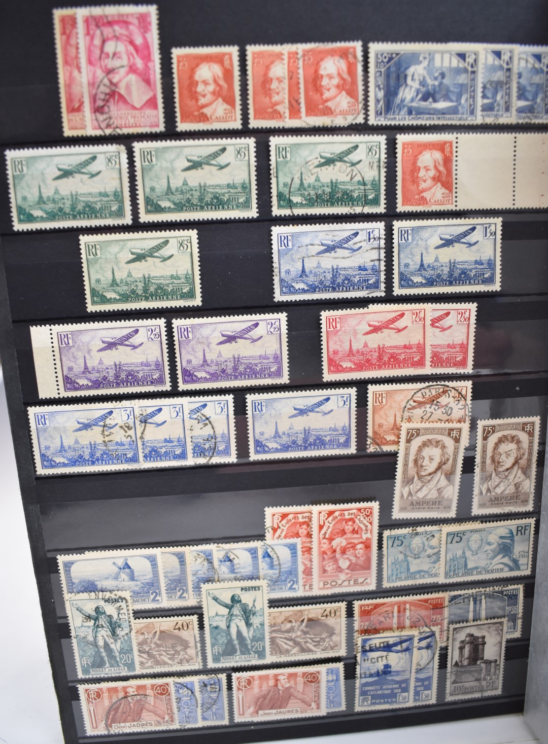 A mint and used French stamp collection in various folders and stockbooks from 1853 Napoleon III - Image 8 of 17