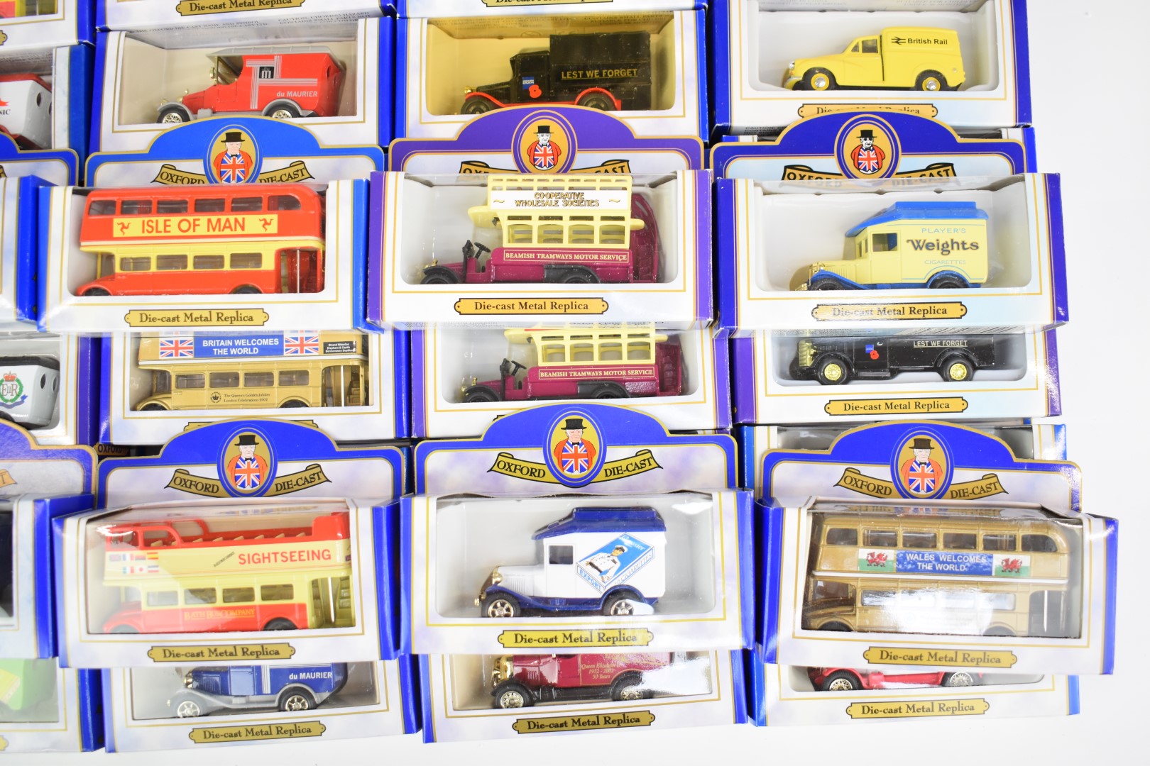 Sixty two Oxford diecast model cars to include public transport and commercial vehicles, all in - Image 2 of 5