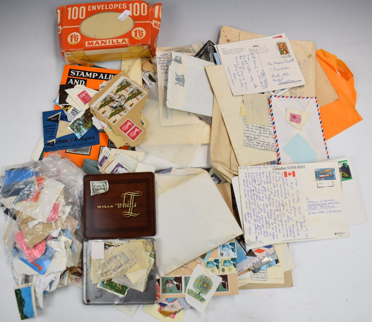 A large GB and world stamp accumulation including first day covers in an album, folders and loose - Image 8 of 10