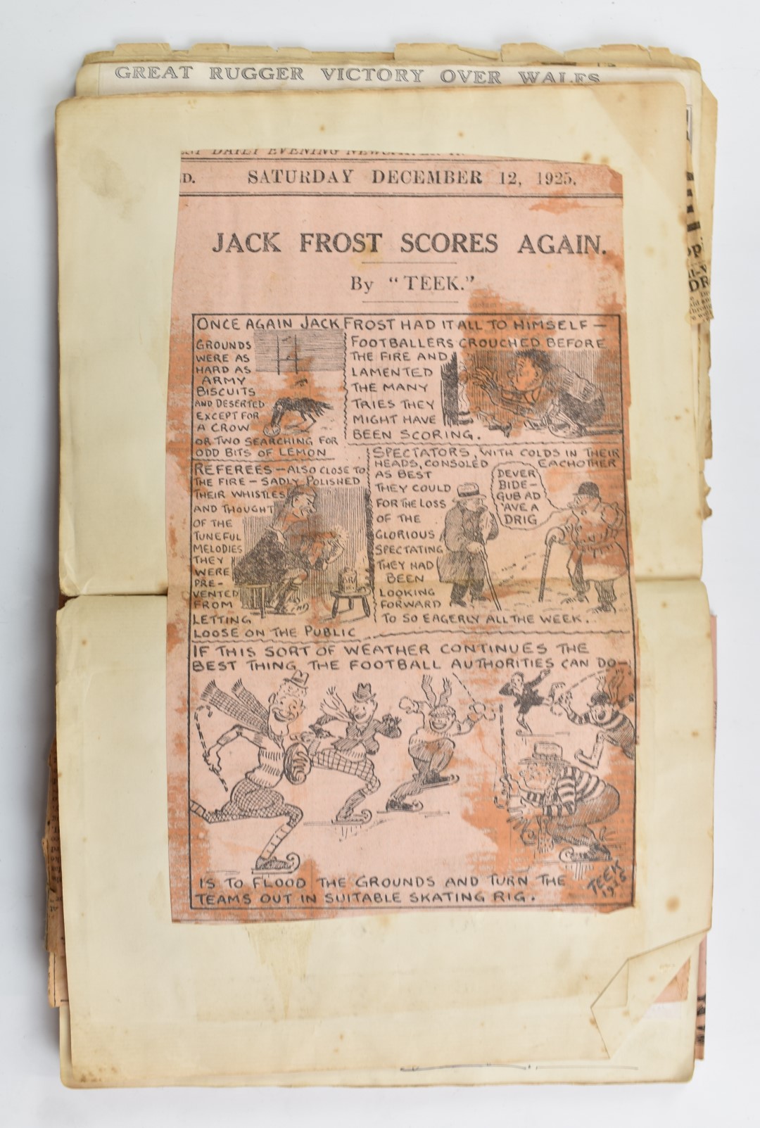 A large collection of Gloucester Rugby Club ephemera including 1923 jubilee match programme, - Image 10 of 16