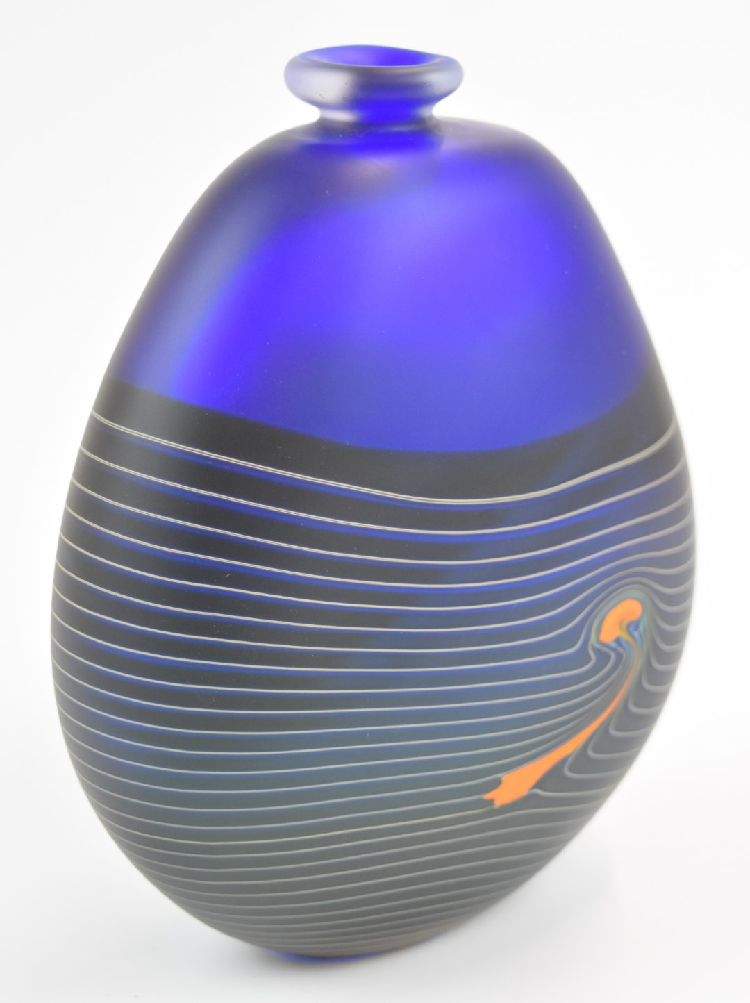 Robert Wynne Denizen glass vase with orange and yellow decoration on blue ground, impressed fire - Image 2 of 5