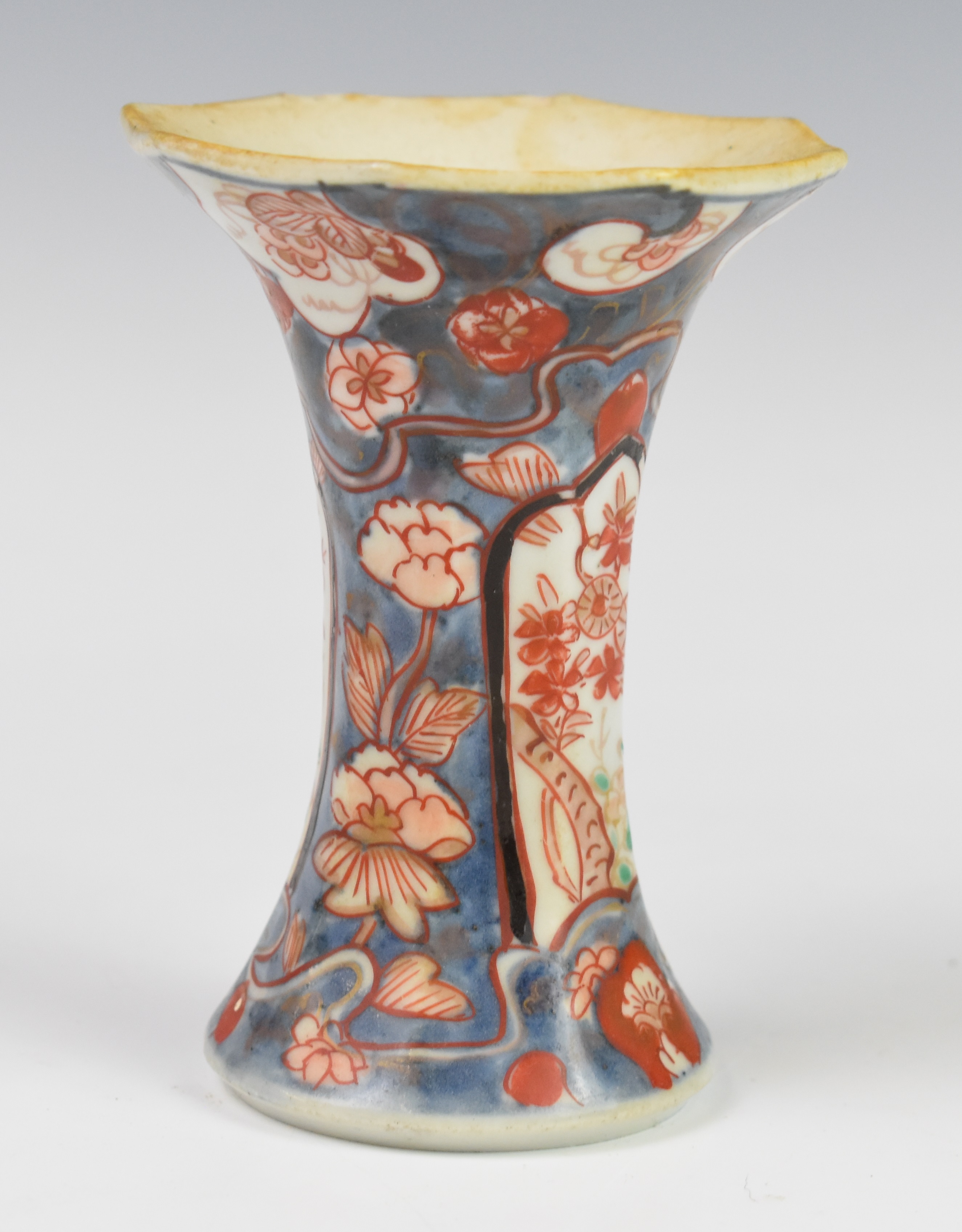 Two Chinese 19thC Imari vases, tallest 10cm - Image 4 of 5