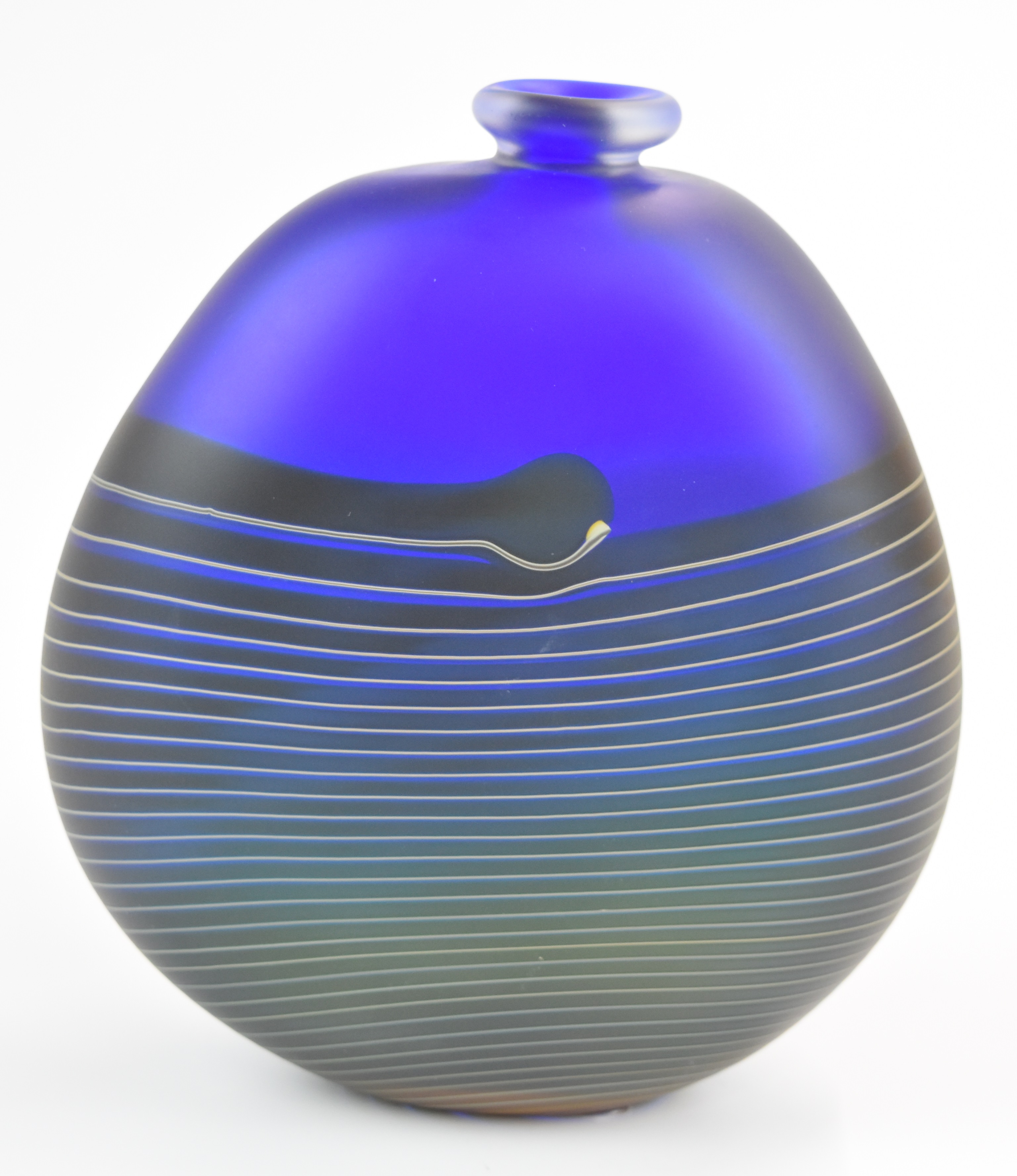 Robert Wynne Denizen glass vase with orange and yellow decoration on blue ground, impressed fire - Image 4 of 5