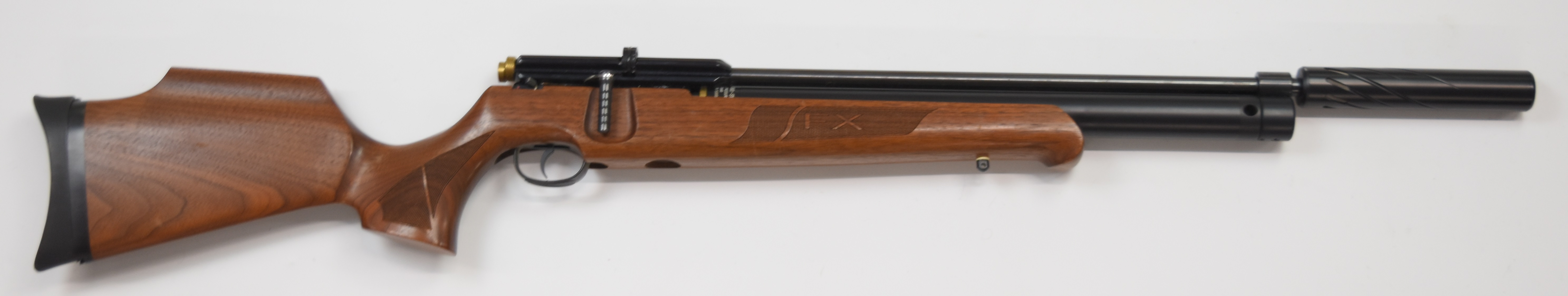FX Cyclone .22 FAC PCP air rifle with textured semi-pistol grip and forend, raised cheek piece, - Image 2 of 10