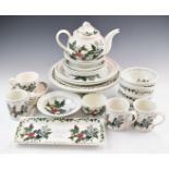 Portmeirion dinner and tea ware decorated in the Holly and Ivy pattern, including large platters,