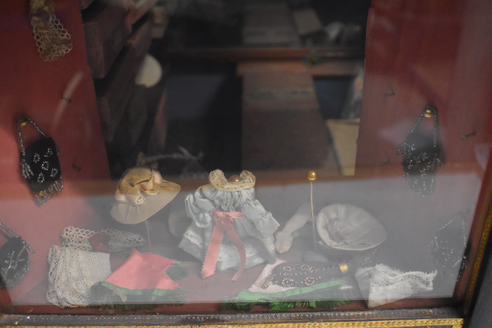 Mademoiselle Clara 19th / 20thC miniature shop / dolls house / display diorama model or apprentice - Image 3 of 14