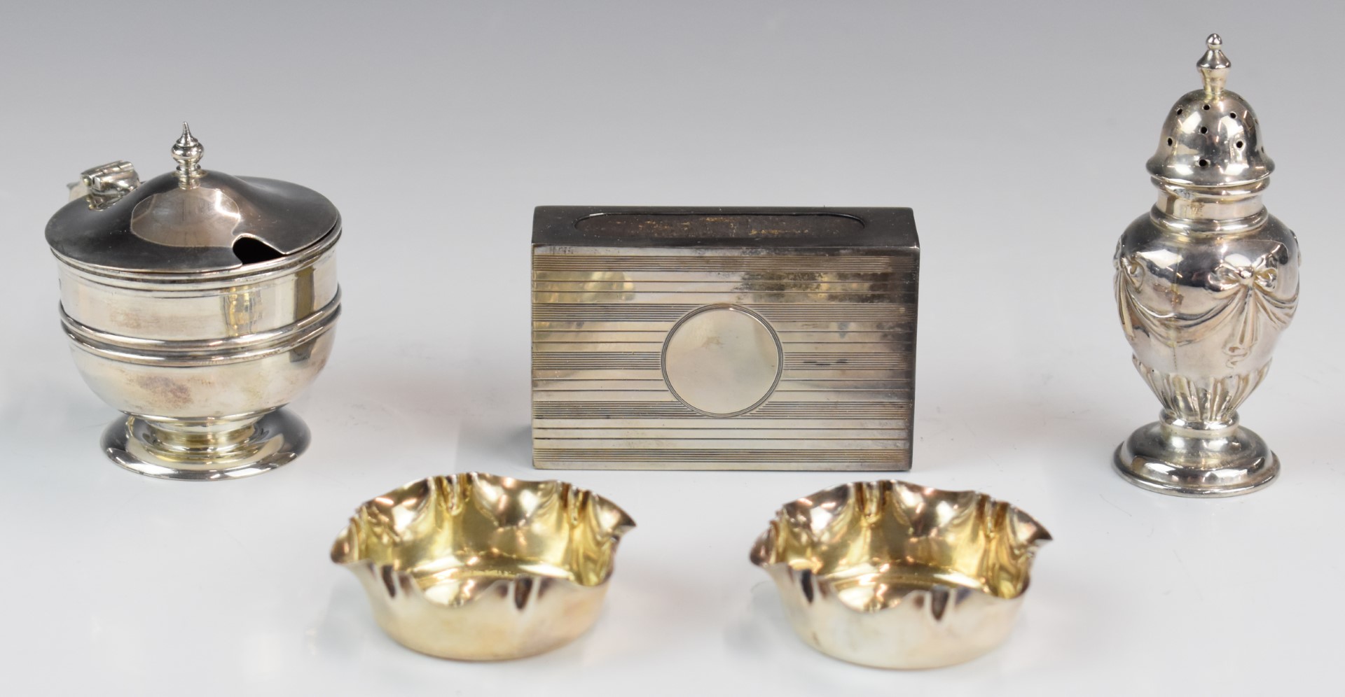 Hallmarked silver items comprising pair of Victorian open salts, Birmingham 1886, maker John - Image 2 of 6