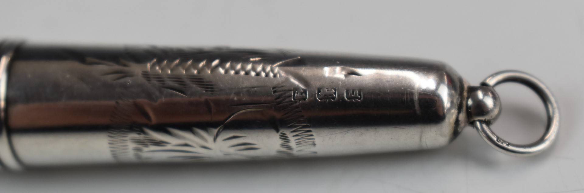 Small hallmarked silver items comprising two novelty bookmarks formed as trowels, Sampson Mordan & - Image 6 of 8