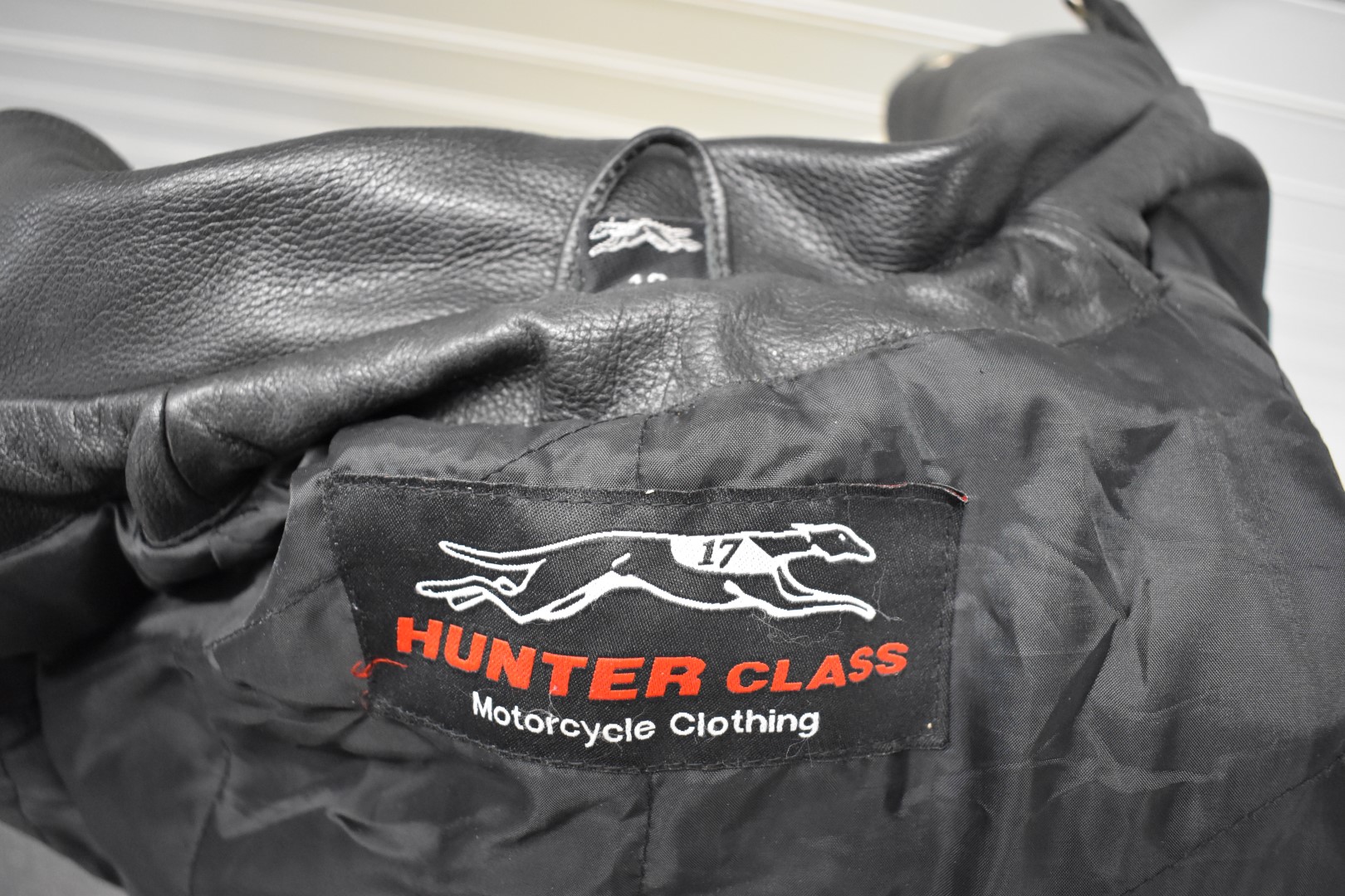 Hunter Class fringed leather motorcycle jacket and a waistcoat by Heavy Duty Leather Company, both - Image 21 of 24