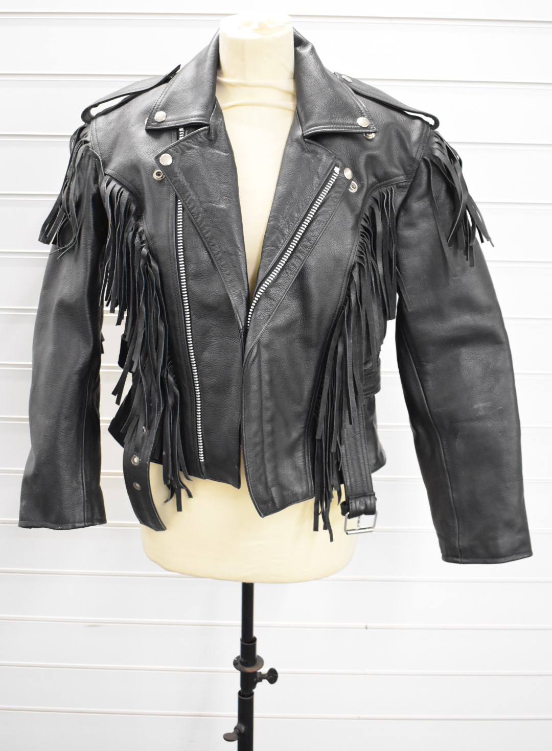 Hunter Class fringed leather motorcycle jacket and a waistcoat by Heavy Duty Leather Company, both - Image 11 of 24
