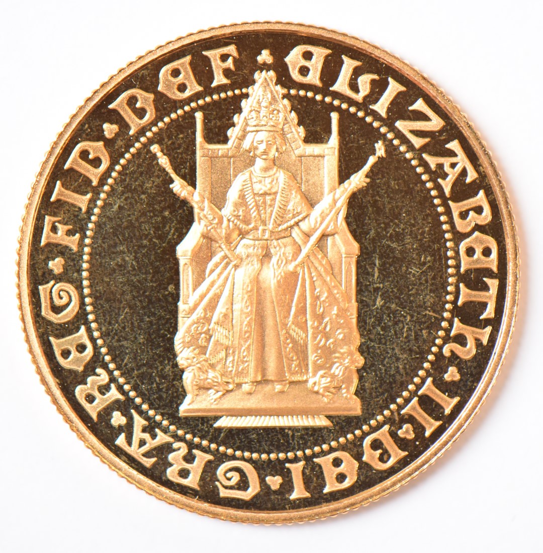 Hattons of London 1989 gold proof double sovereign Queen Elizabeth II to commemorate the 500th - Image 3 of 3