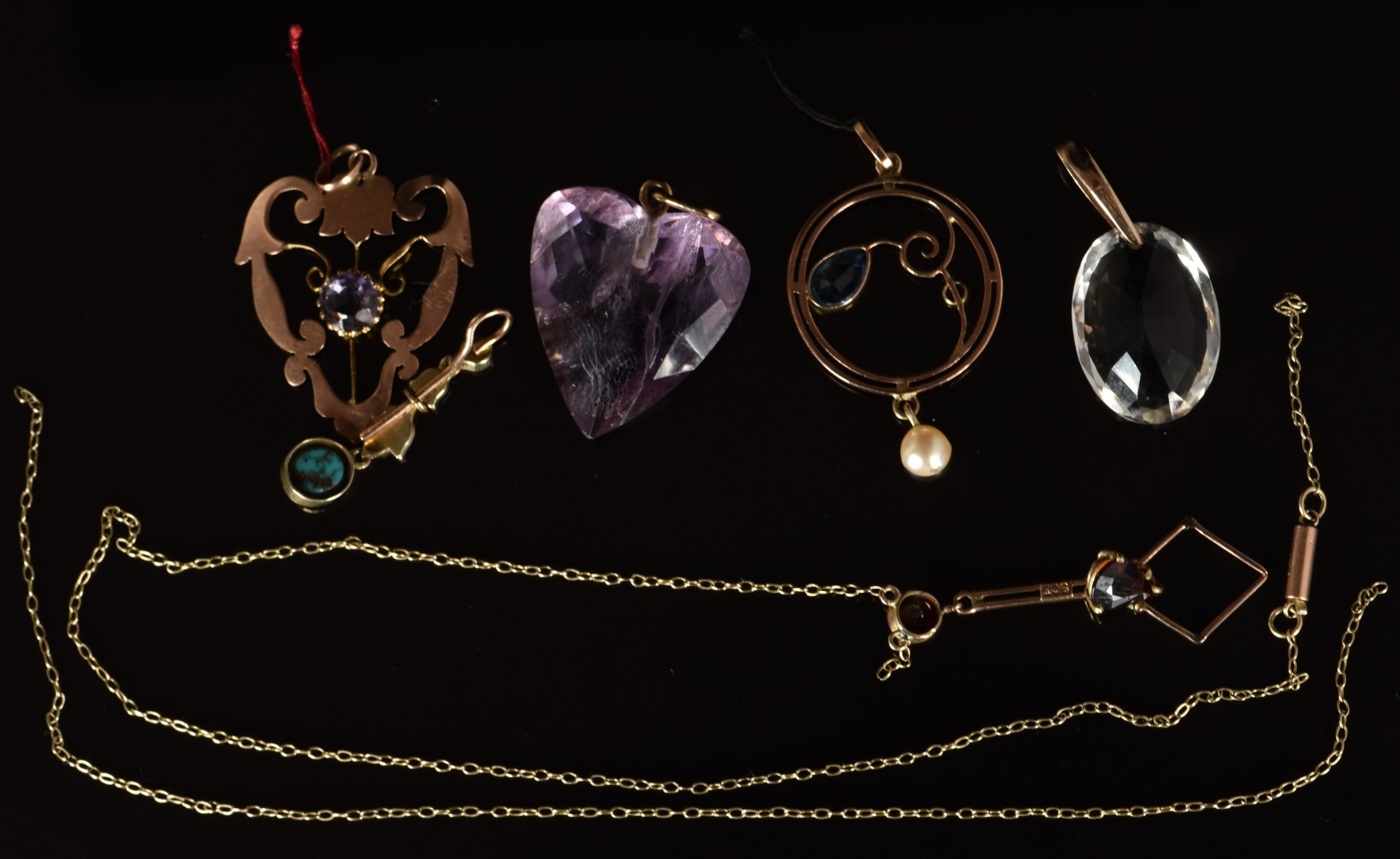 Four 9ct gold c1900 pendants set with turquoise, amethyst, garnets and paste (5g) together with an - Image 3 of 6