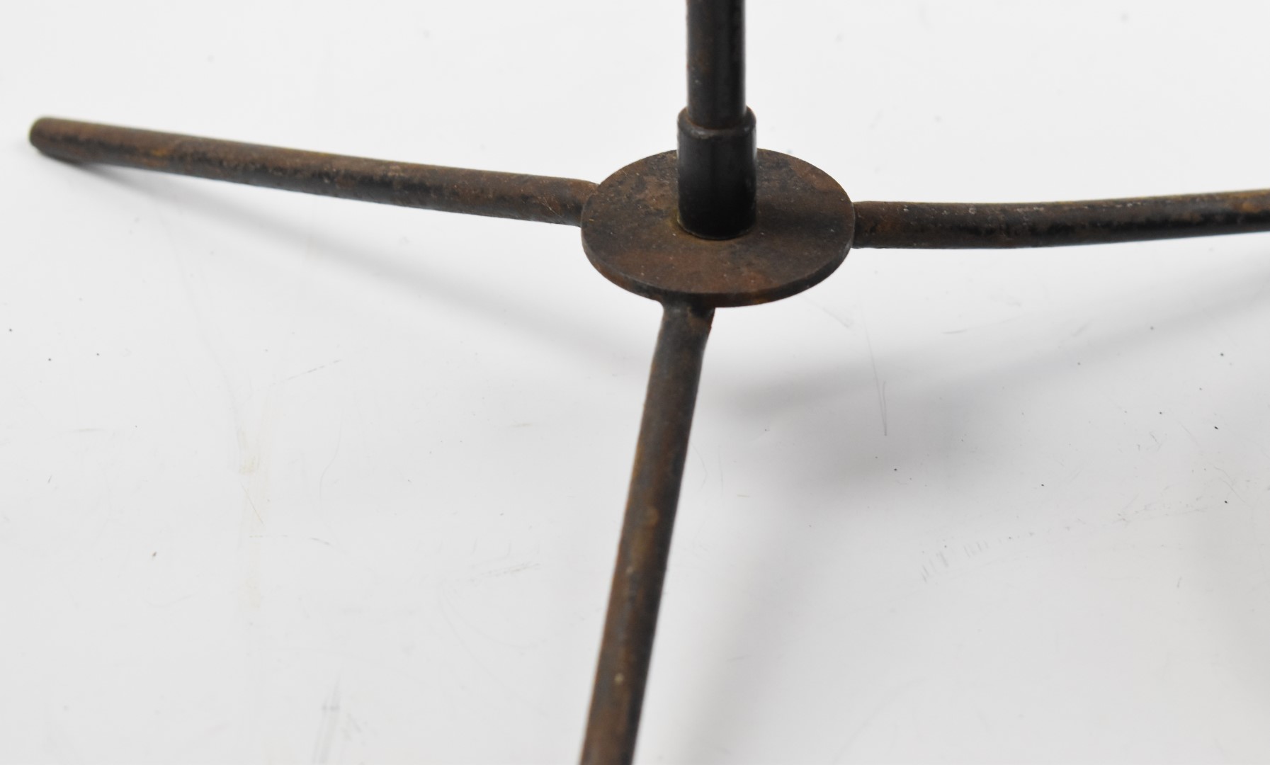 Turned wood ebonised vintage shop display hat stand, height 31cm together with an adjustable wire - Image 6 of 12