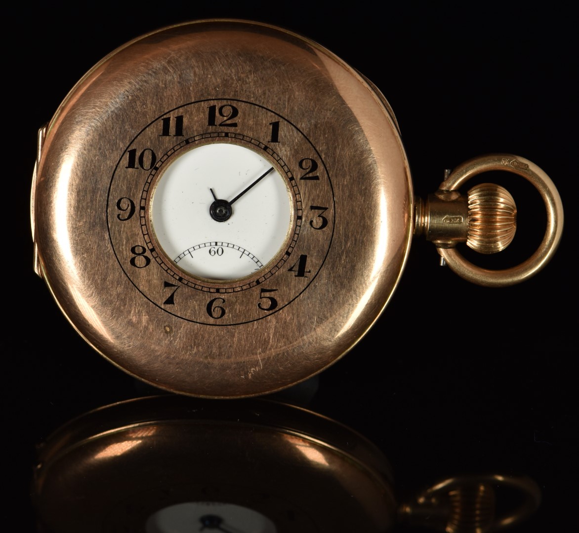 Unnamed 9ct gold keyless winding half hunter pocket watch with subsidiary seconds dial, blued hands, - Image 2 of 6