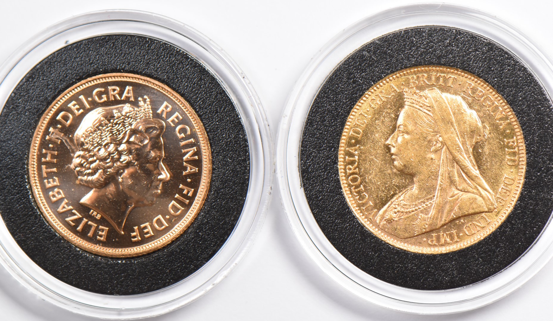 Hattons of London 1897 and 2012 two coin gold sovereign set commemorating the Diamond Jubilees, - Image 4 of 4